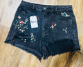 Black retro shorts w/Floral print